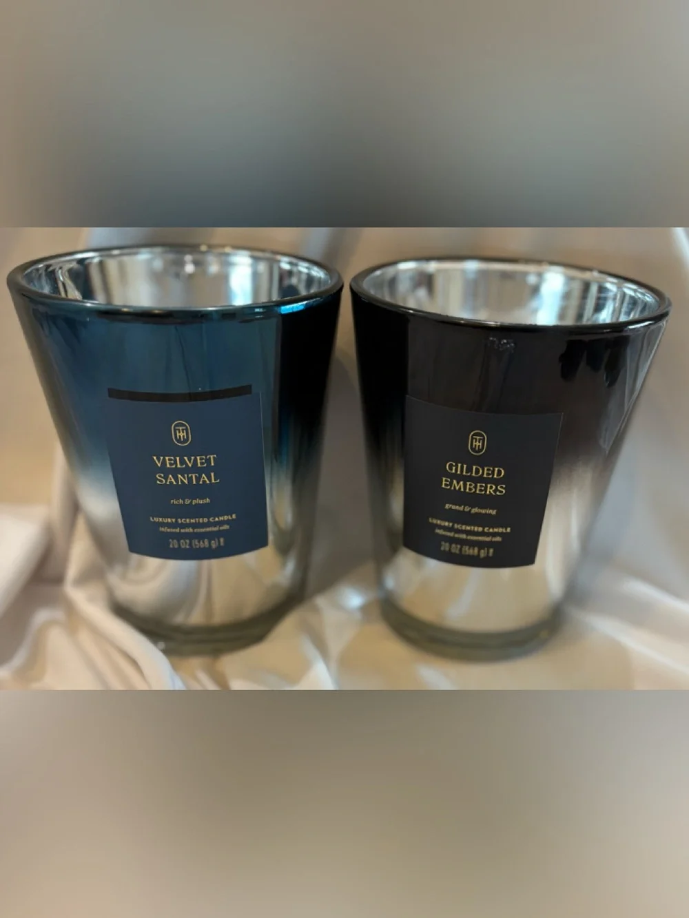 2 THRESHOLD GILDED EMBERS & VELVET SANTAL LARGE 20 OZ. CANDLE LOT 2 WICK NEW
